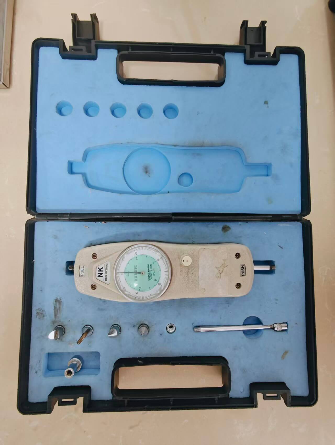 Universal tensile testing machine (the 